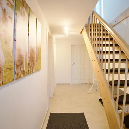 Hus Veerundsuesti * Nordstrand